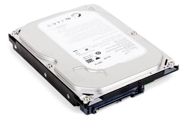 使用固态硬盘(SSD)