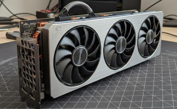 公版和非公版显卡的核心区别对比