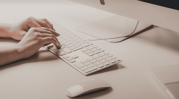 检查USB接口与连接状态