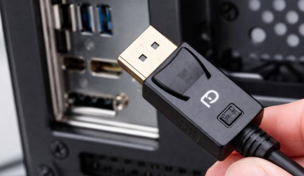 DP线是否支持热插拔？