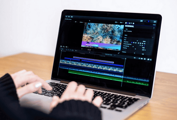 调整分辨率与刷新率