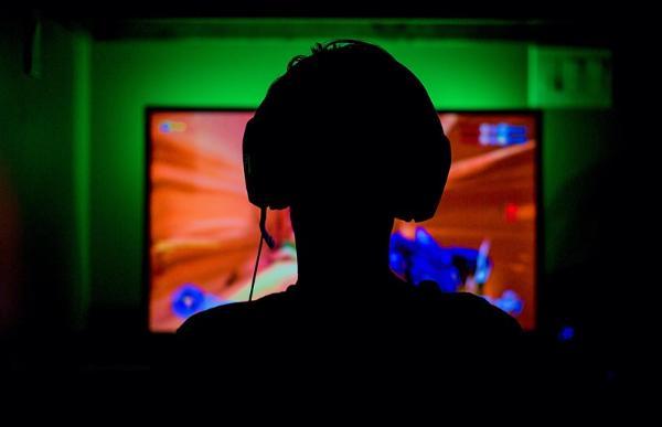 游戏玩家对高性能电脑需求增加